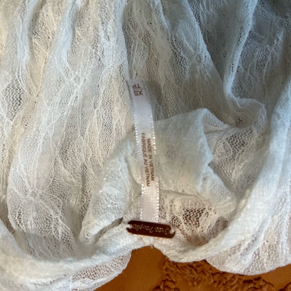 Free people white sheer top size xs - Picture 3 of 4
